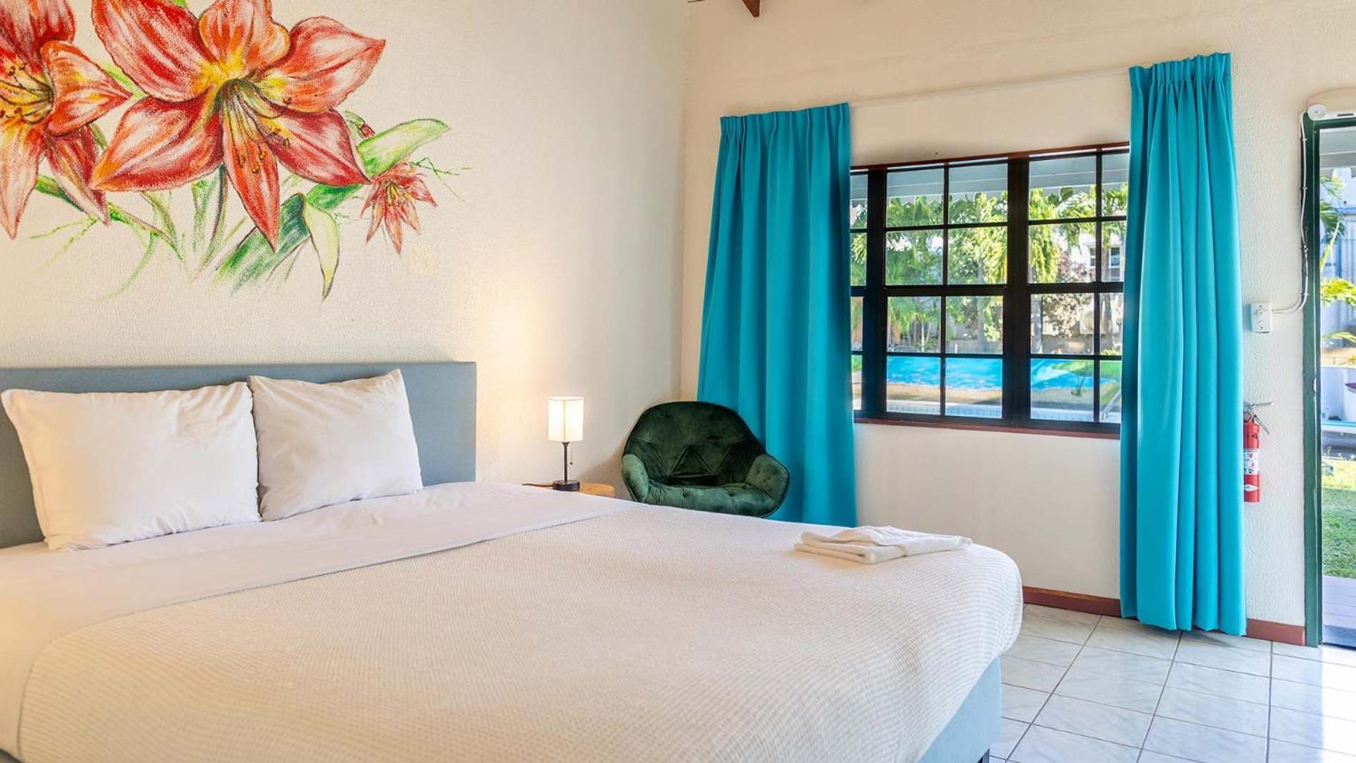 Talk Of The Town Inn & Suites - St Eustatius Oranjestad  Bagian luar foto